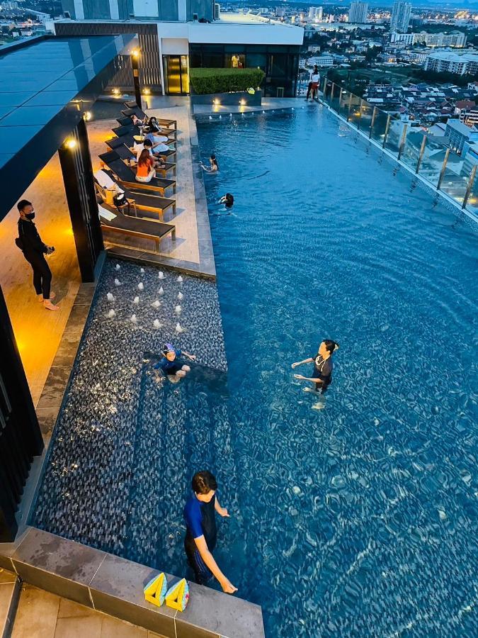The Base Central Pattaya 2 Bed 2 Bath By Numam Exterior foto