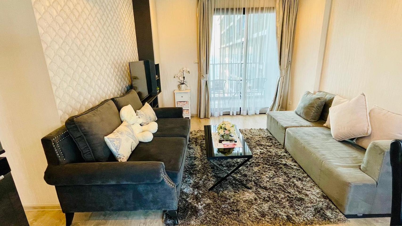 The Base Central Pattaya 2 Bed 2 Bath By Numam Exterior foto