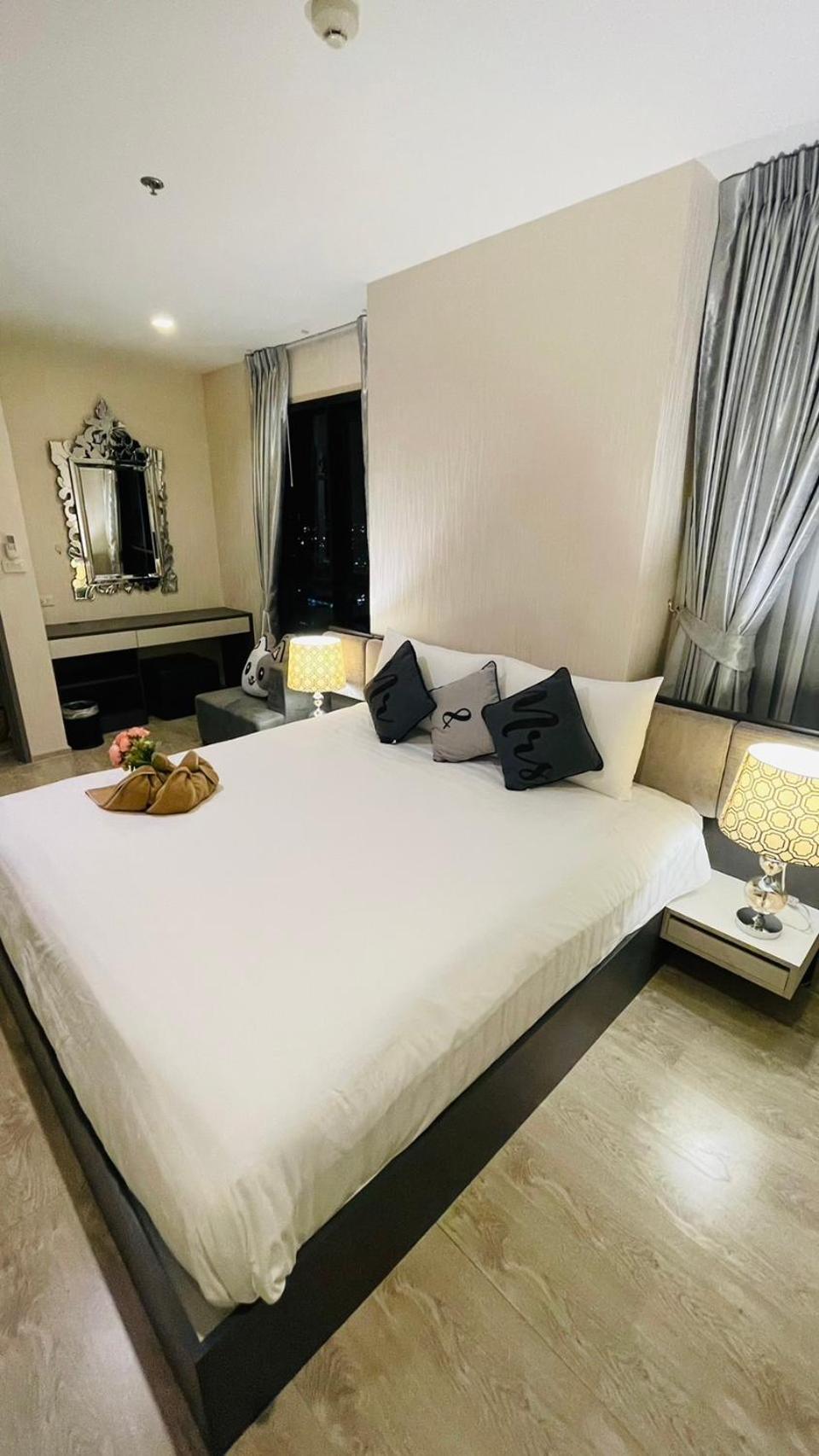 The Base Central Pattaya 2 Bed 2 Bath By Numam Exterior foto